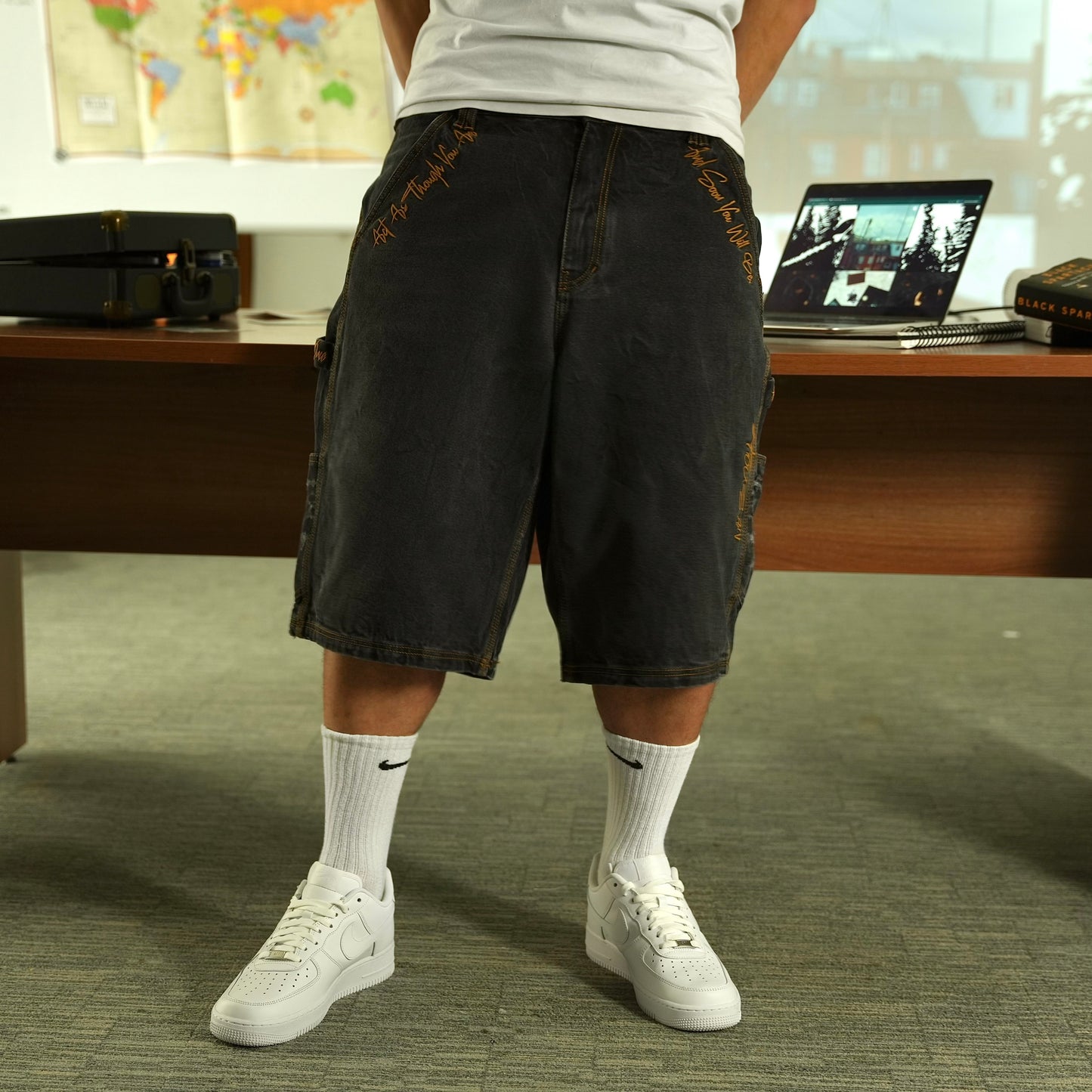 Tousan Carpenter Jorts (DISCOUNTED TILL 8TH MAY)